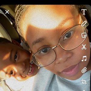 Meet your Posher, Keshia